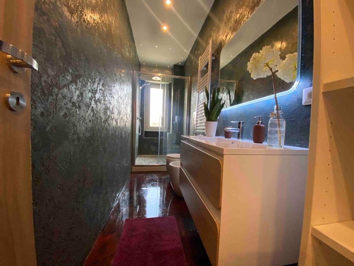 Prestigioso Trilocale Sui Navigli Con A/C & Wi-Fi Apartment Milan Exterior photo